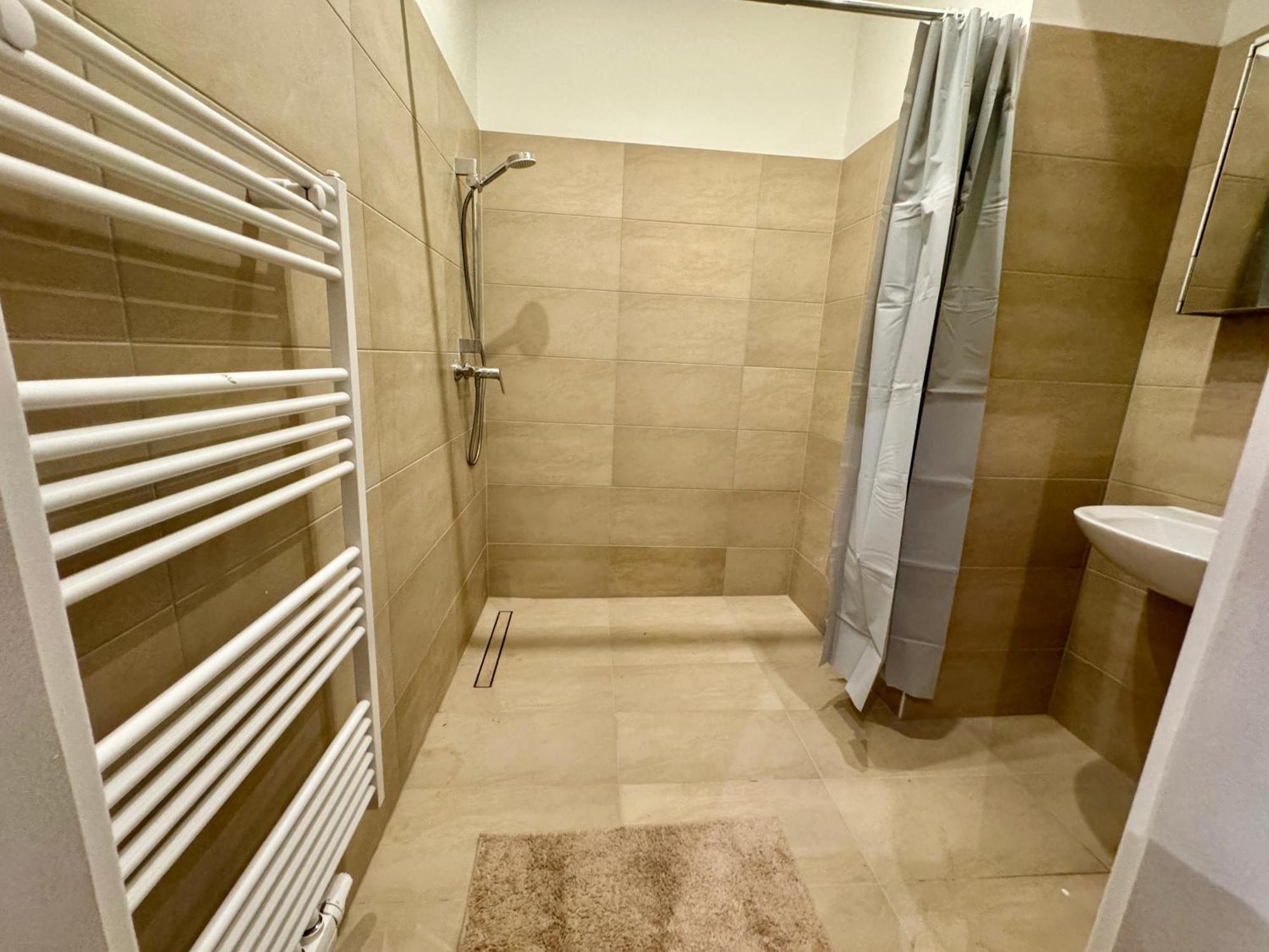 Spacious Apartment - 15 Min To Center Wiedeń Zewnętrze zdjęcie